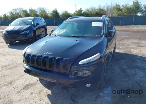 2016 Jeep Cherokee Latitude из США, поврежденный, VIN 1C4PJLCB5GW107918